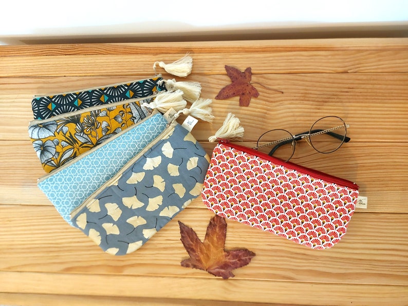 Étui à lunettes, pochette à lunettes de soleil, pochette zippée faite main, étui souple rembourré à lunettes avec pompon, Étui à lunettes de soleil, rangement pour lunettes image 1