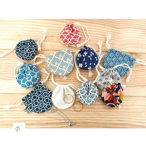 mini Jewellery bag, Handmade drawstring bag, round ring pouch sac pochon 100% Cotton fabric gift bags storage gemstones bag miniture