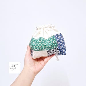 Handgemachte Patchwork Baumwolle Kordelzugbeutel, Kleine Kosmetiktasche Bild 3