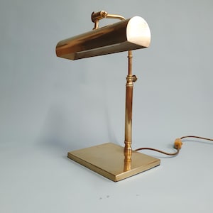 Mid 20th century desk lamp in brass