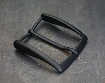 40 mm - Boucle de ceinture en métal noir mat pour homme, avec un design carré fin, parfaite pour s'adapter à toutes les ceintures. Fabriqué en Italie.
