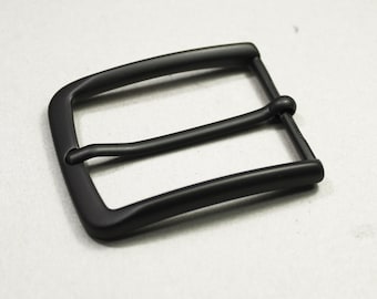 35 mm - Modern matte black belt buckle, thin and light, made in Italy.