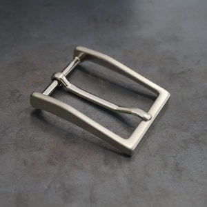 30/32 mm Belt buckle for men. Heavy duty solid buckle satin nickel finish.