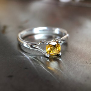 Citric Ring, Citrine Ring, Silver Solitaire, Engagement Ring, November Birthstone, Quartz Ring Pillow Cut
