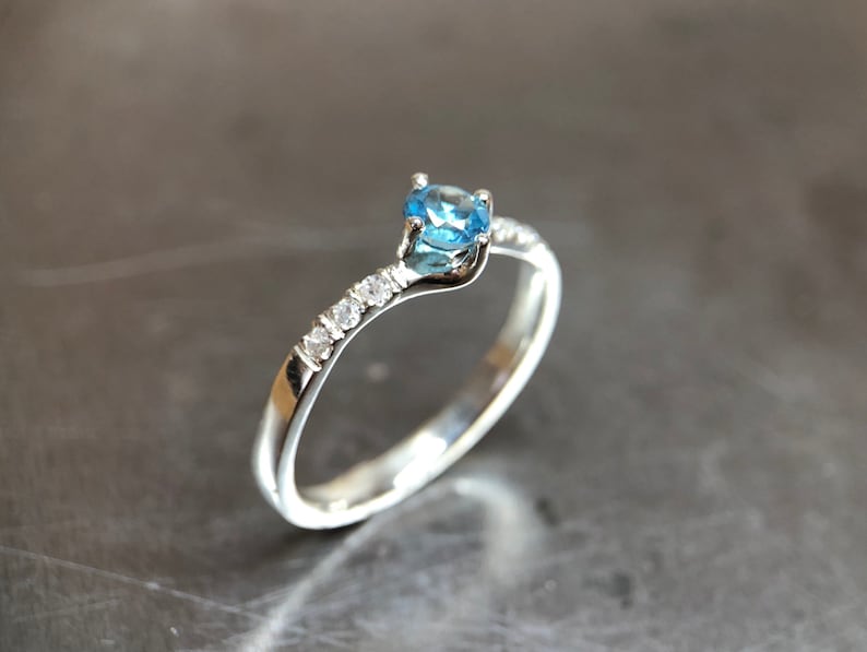 Blue Topaz Ring Silver Engagement Ring Topaz and Zircons Multistein Ring image 4