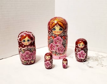 Vintage Russian 5-Piece Nesting Doll