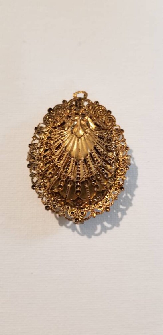 Vintage Victorian Style Pendant - image 2