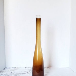Beautiful Vintage Ethan Allen Brown 19&quot; Tall Glass Bud Vase