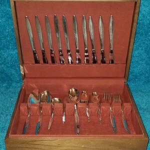 1950&#39;s/1960&#39;s silverplate silverware