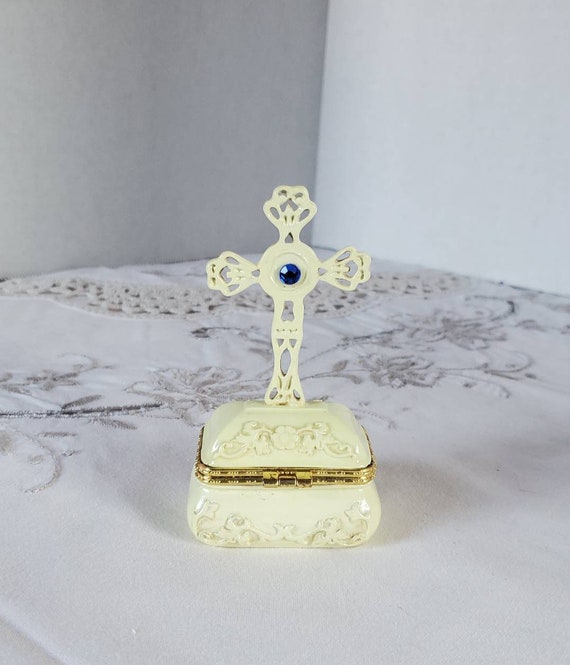 Vintage Metal Cross Pill Box/Trinket Box - image 3