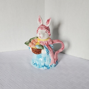 Vintage Ceramic Bunny Rabbit Teapot