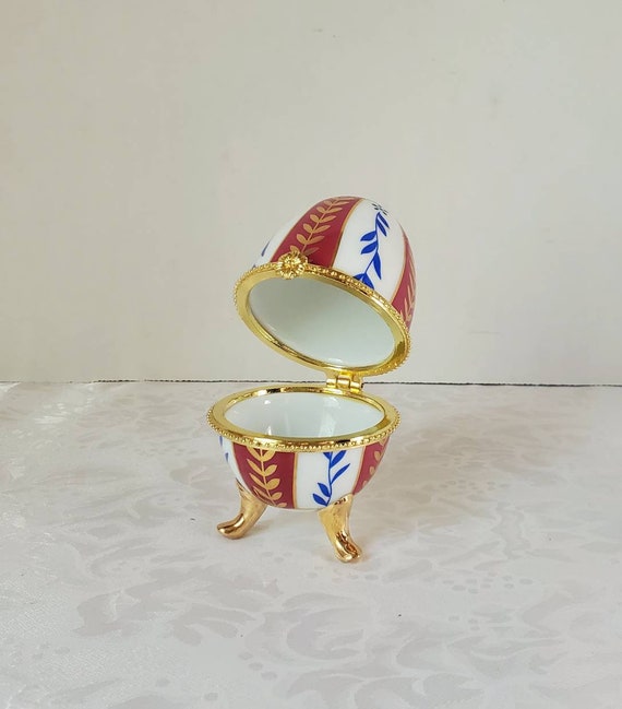 Beautiful Porcelain Egg Shaped Footed Trinket Box