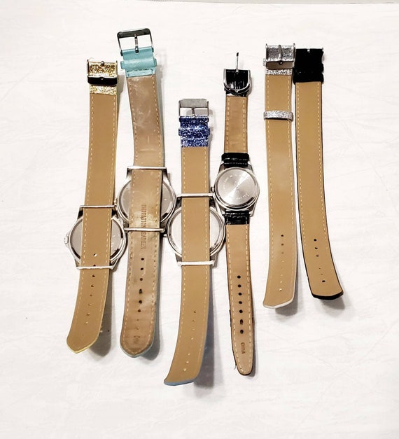 Ladies Wrist Watch Lot - Lot of 4 Watches and 2 e… - image 9