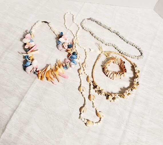 Shell Jewelry Lot 5 Peices 4 Necklaces and 1 Bracelet Etsy