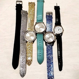 Ladies Wrist Watch Lot - Lot of 4 Watches and 2 extra watch bands