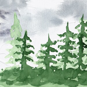 Peut inclure: Peinture &agrave; l'aquarelle d'une sc&egrave;ne de for&ecirc;t avec une grande lune grise en arri&egrave;re-plan. Les arbres sont verts et le ciel est gris clair.