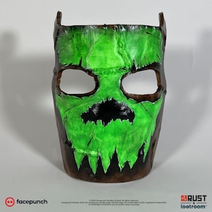 Rust LIFE-SIZE Facemask | Glowing Skull 1:1 Prop | professional airbrushed | glows with UV light!