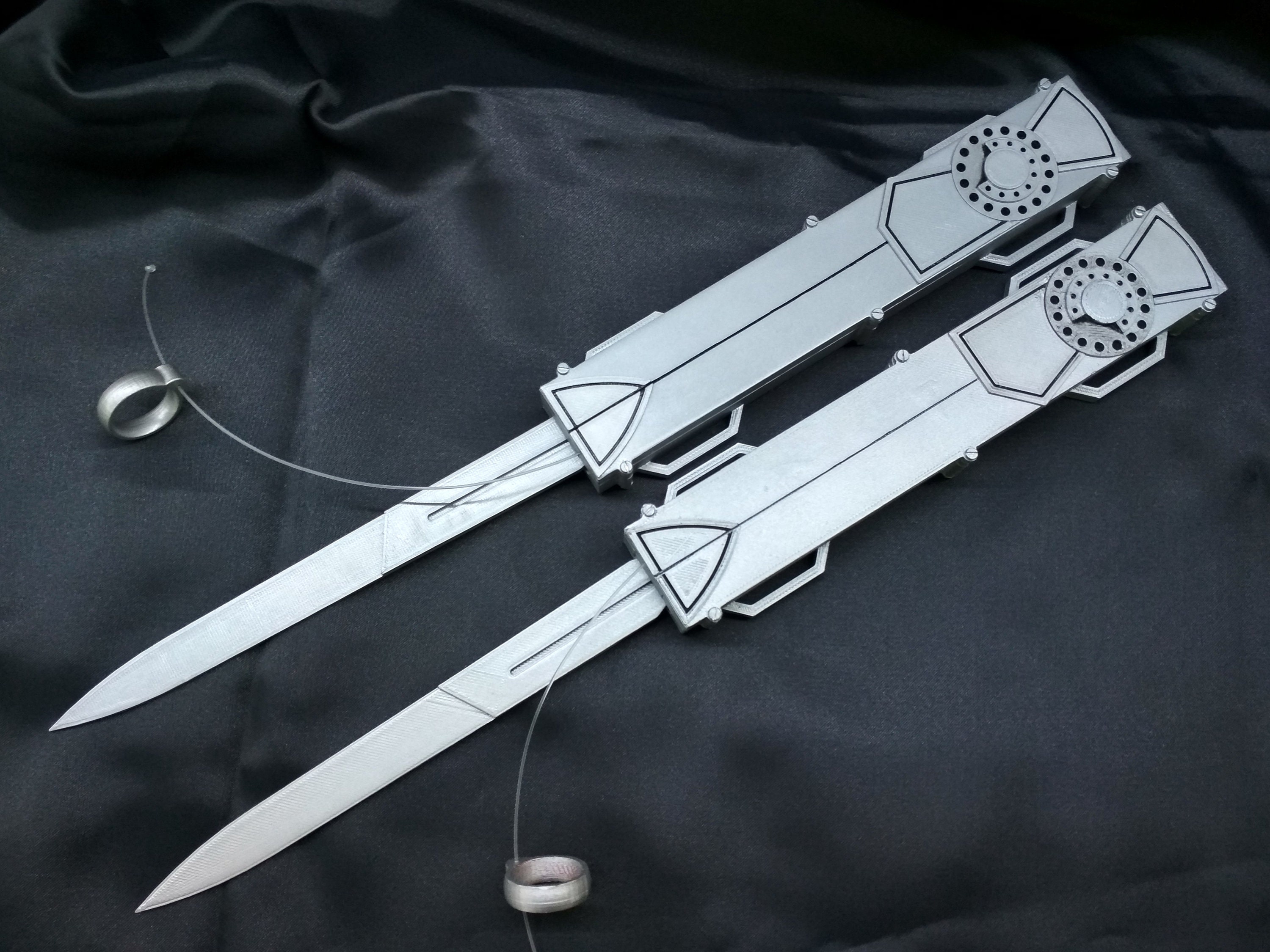 assassin's creed ezio hidden blade toy