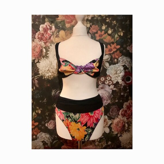 Lovely 1980s Floral Bikini By 'Daze Swimwear'