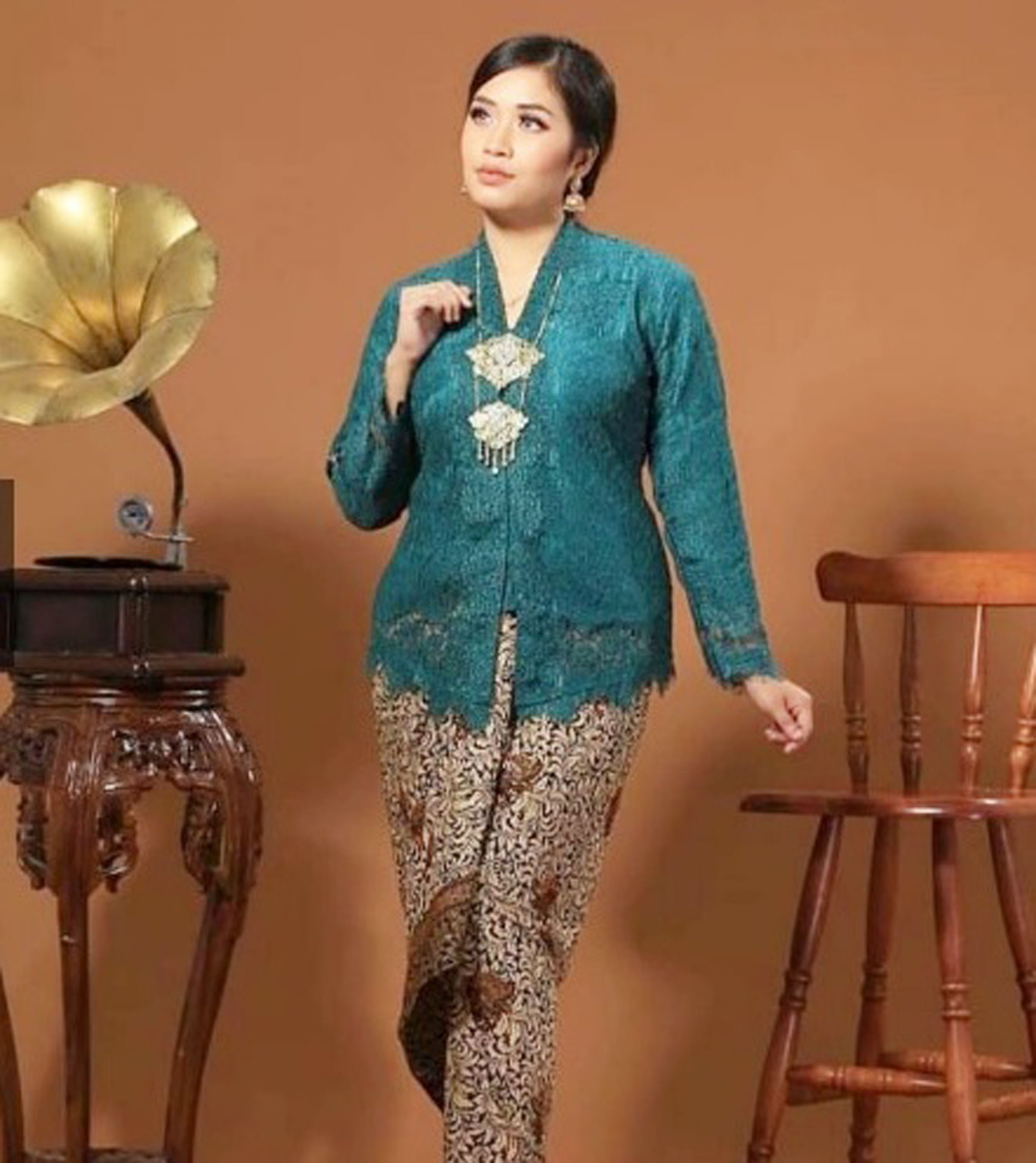 Kebaya Lace Kartini Kebaya Java Available Another Color picture pic