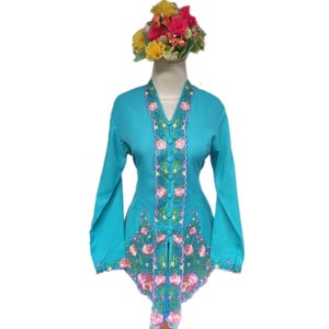 Teal Cotton Kebaya: Embroidered Floral Top