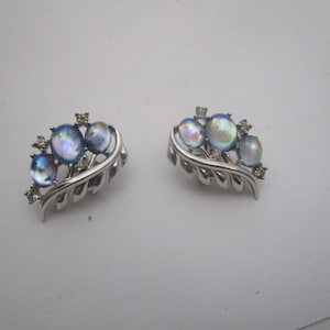 Mid Century Modern Designer Crown Trifari Silver Tone with Blue Cabochons