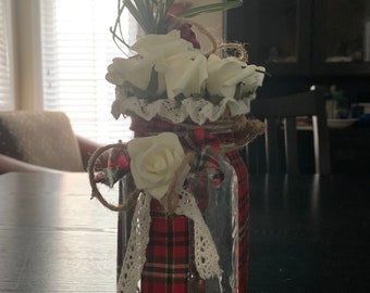 Mason Jar Vase Mason Jar centerpiece.  Includes Flowers OR Personalization