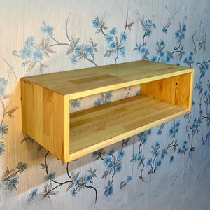 Floating Nightstand Solid Pine Wood Shelf Rustic Nightstands Special Craftsmanship Handmade Wall Mounted Bedroom Shelves Bedside Table