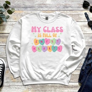 Teacher Valentine’s Day Crew, Valentine Teacher Crewneck, XOXO, Call Full of Sweethearts, Cadeau pour professeur, Carte de Saint-Valentin, Retro Crew