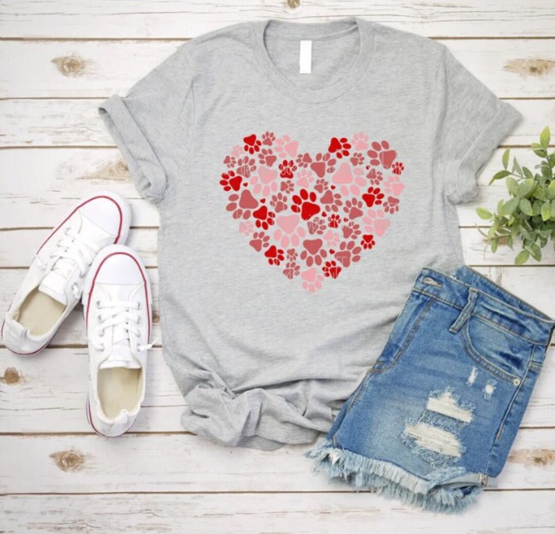DTF Ready to Press Dog Paw Heart Transfer | Perfect for T-shirts and ...