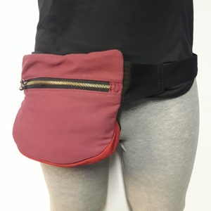 Kidney/Bandolera/Faltriquera model &quot;KIRA&quot; unisex. Travel bag. Hip Bag. Holster bag. Adjustable Strap. Algodon Canvas.