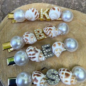 Pinza para el pelo con concha personalizada, pinzas para el pelo de sirena Y2K, accesorios para el pelo inspirados en el océano, pinza para el pelo con inicial, accesorio para el pelo de playa