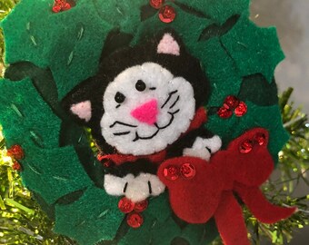 Wreath Cat Felt Christmas Ornament