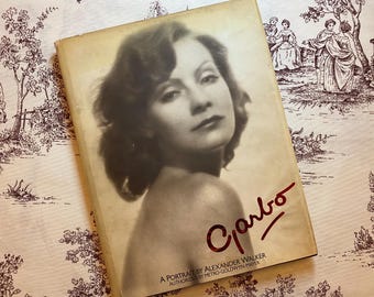 Greta Garbo - Een portret van Alexander Walker - 250 zwart-witfoto's, 190 pagina's, harde kaft, Engelstalig, boek