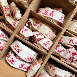 CA naar DZ Franse waslabels, monogrammen, initialen, lint vintage