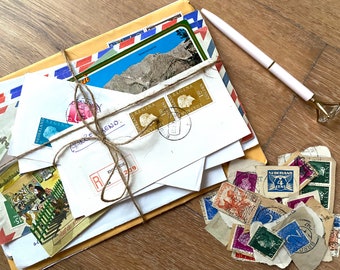 Gemengd pakket internationale vintage enveloppen, luchtpostenveloppen, ansichtkaarten uit 1970-2005, postzegels uit 1914-1947