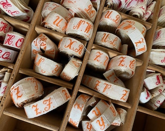 54 ORANJE Franse waslabels, monogrammen, initialen, lint, vintage, herfst, herfst