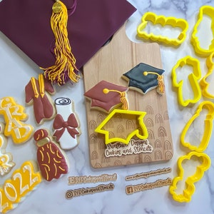 Grad Cap Cookie Cutter