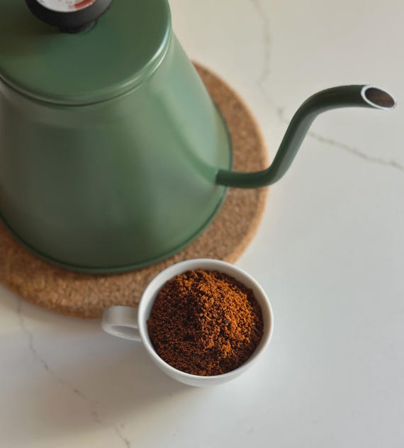 Instant Speciality Coffee Cocoa Caramel and a Hint of Citrus.