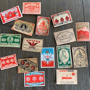 10 Swedish matchbox labels - vintage paper ephemera