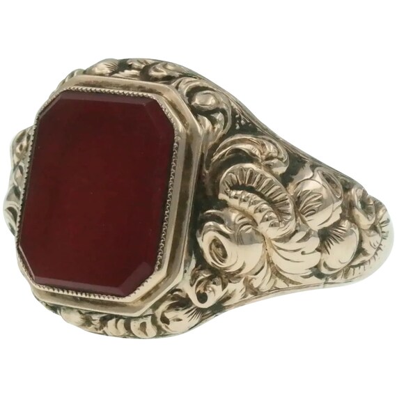 Antique Victorian Carnelian Ring in 14k Gold Repousse