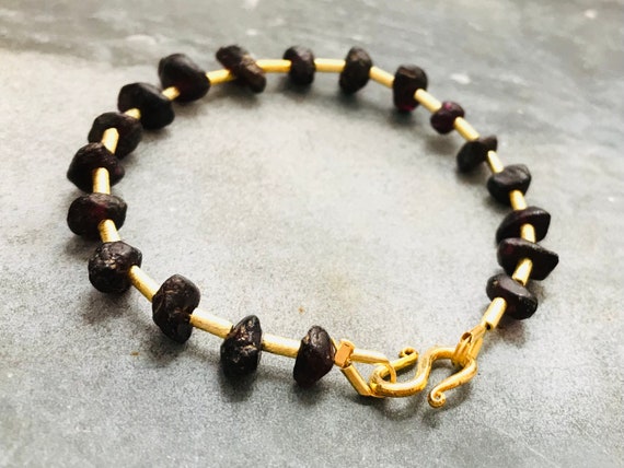 Ancient bracelet with ancient garnet beads, bracl… - image 3