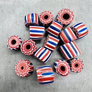 11 old 4-layer chevron beads, old Venetian chevron bead from the late 1800&#39;s, Venetian beads from the African trade, 11 striped Murano beads