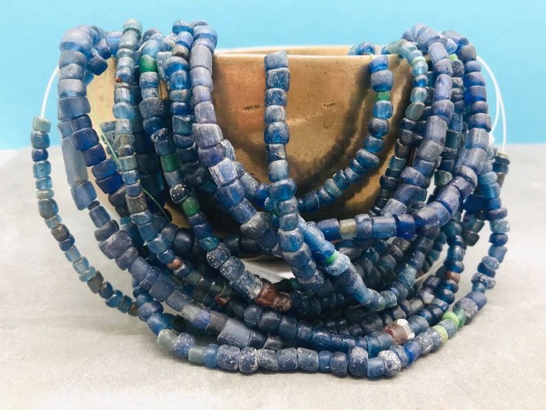 Ancient beads necklace with excavated beads, strand with ancient Nila beads, old Djenne beads, old African glass beads, old seed beads, N033 image 1