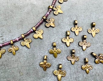 20 kleine Charm Anhänger, Charm Anhänger Charms, Anhänger Charms, Anhänger Charms, Anhänger Charms für die Schmuckherstellung, Charms für Armbänder, Glücksbringer Anhänger, Charm Anhänger für Münzen
