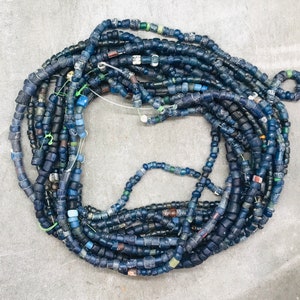 Ancient beads necklace with excavated beads, strand with ancient Nila beads, old Djenne beads, old African glass beads, old seed beads, N033 image 3