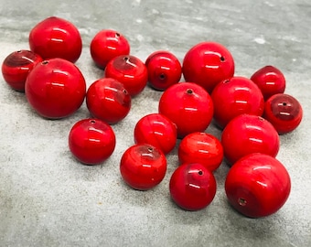10 vintage Venetian beads, Murano glass beads from an old stock, lampwork beads for jewelry making, cherry red handmade beads, italian glass