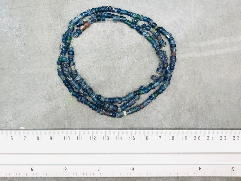 Ancient beads necklace with excavated beads, strand with ancient Nila beads, old Djenne beads, old African glass beads, old seed beads, N033 image 4