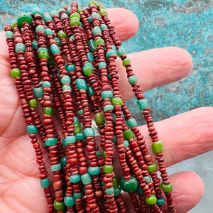 Ancient beads necklace with excavated beads, strand with ancient Nila beads, old Djenne beads, old African glass beads, old seed beads, N043