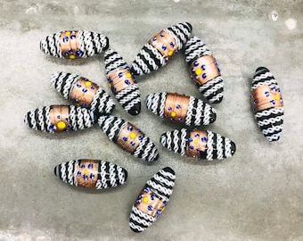 2 collectable vintage Venetian fancy beads, vintage Murano glass beads from an old stock, Venetian glass beads with aventurine and filigrana